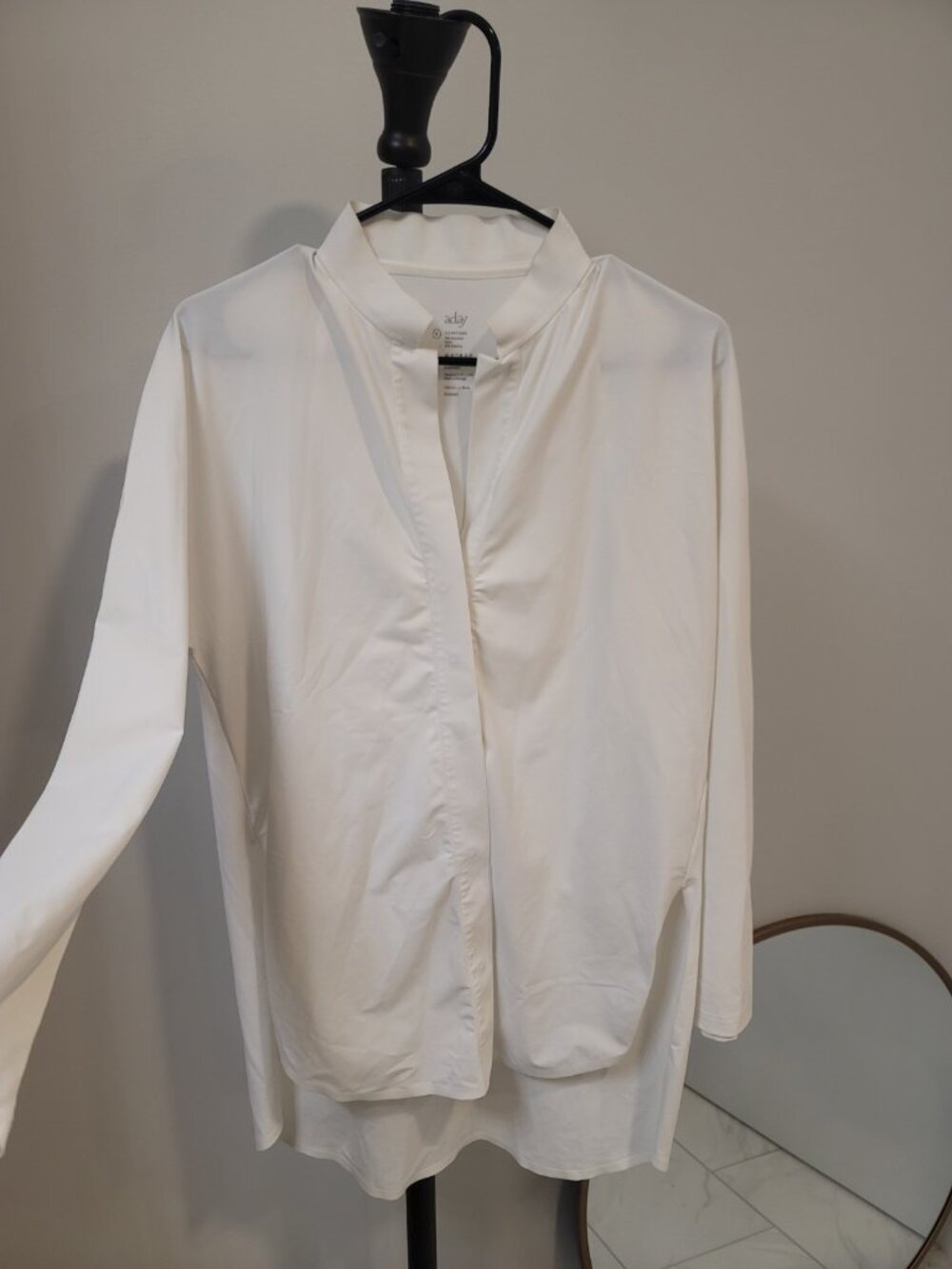 Aday Something Borrowed white tailored button up tunic shirt women's Medium